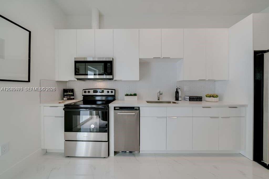 2936 NW 27th Street