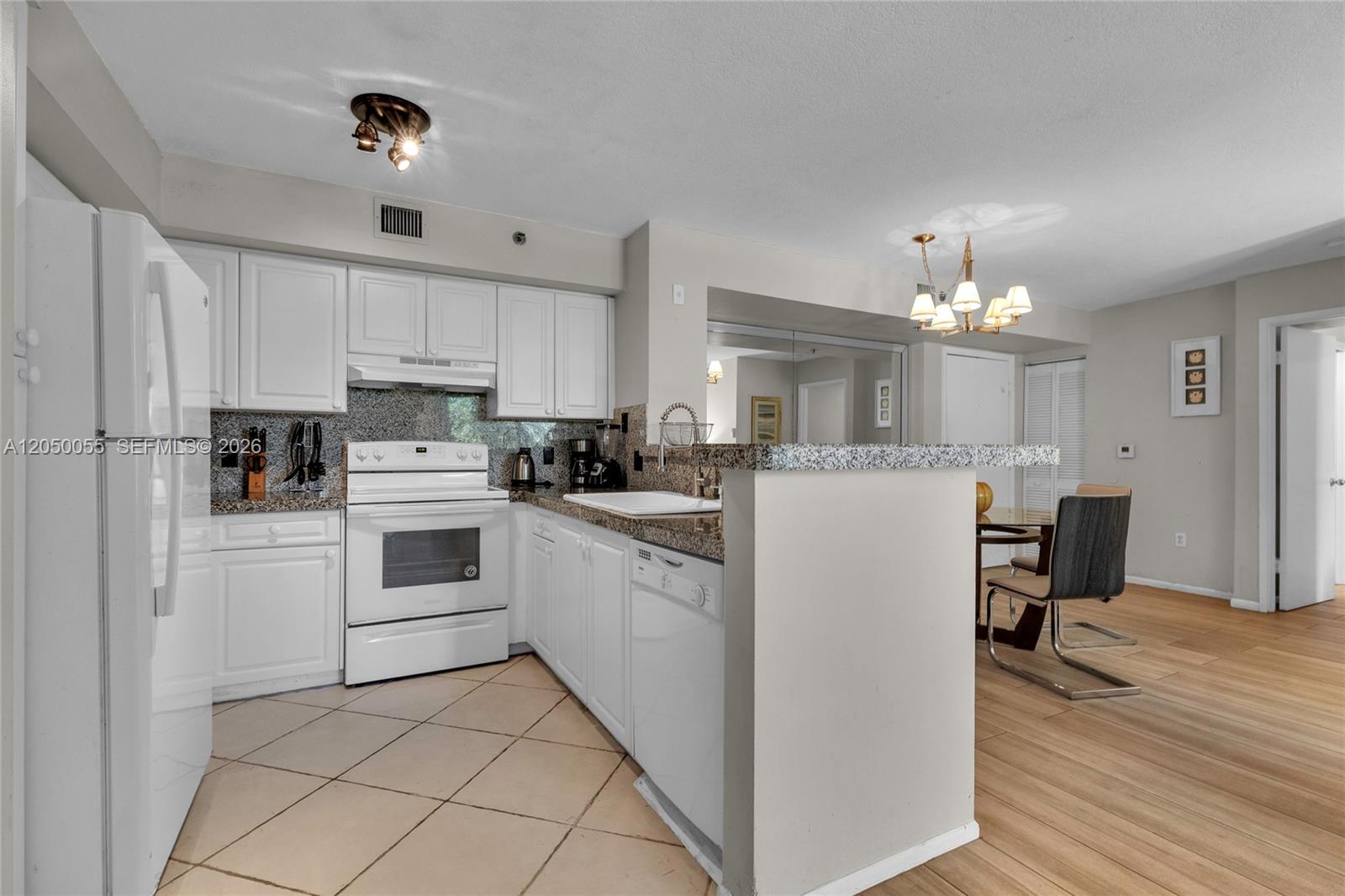 19555 E Country Club Drive