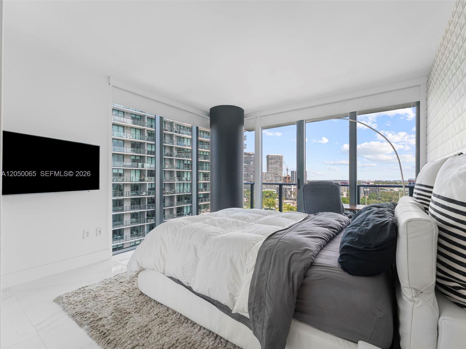 650 NE 32nd Street