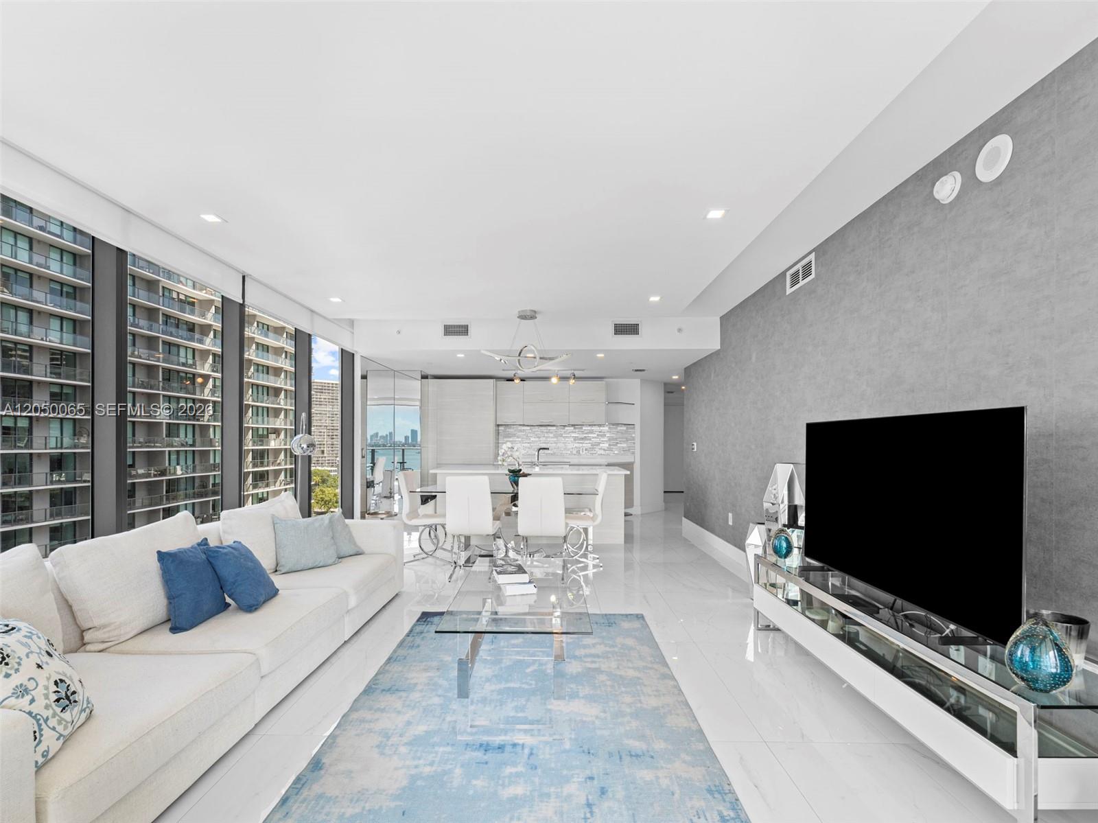 650 NE 32nd Street