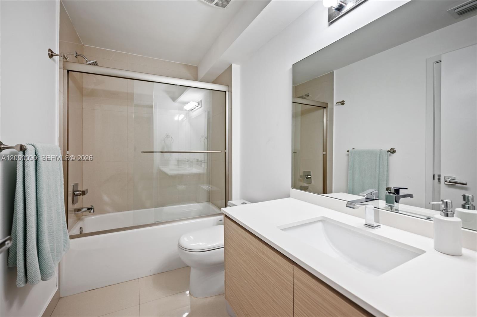 600 NE 27th Street