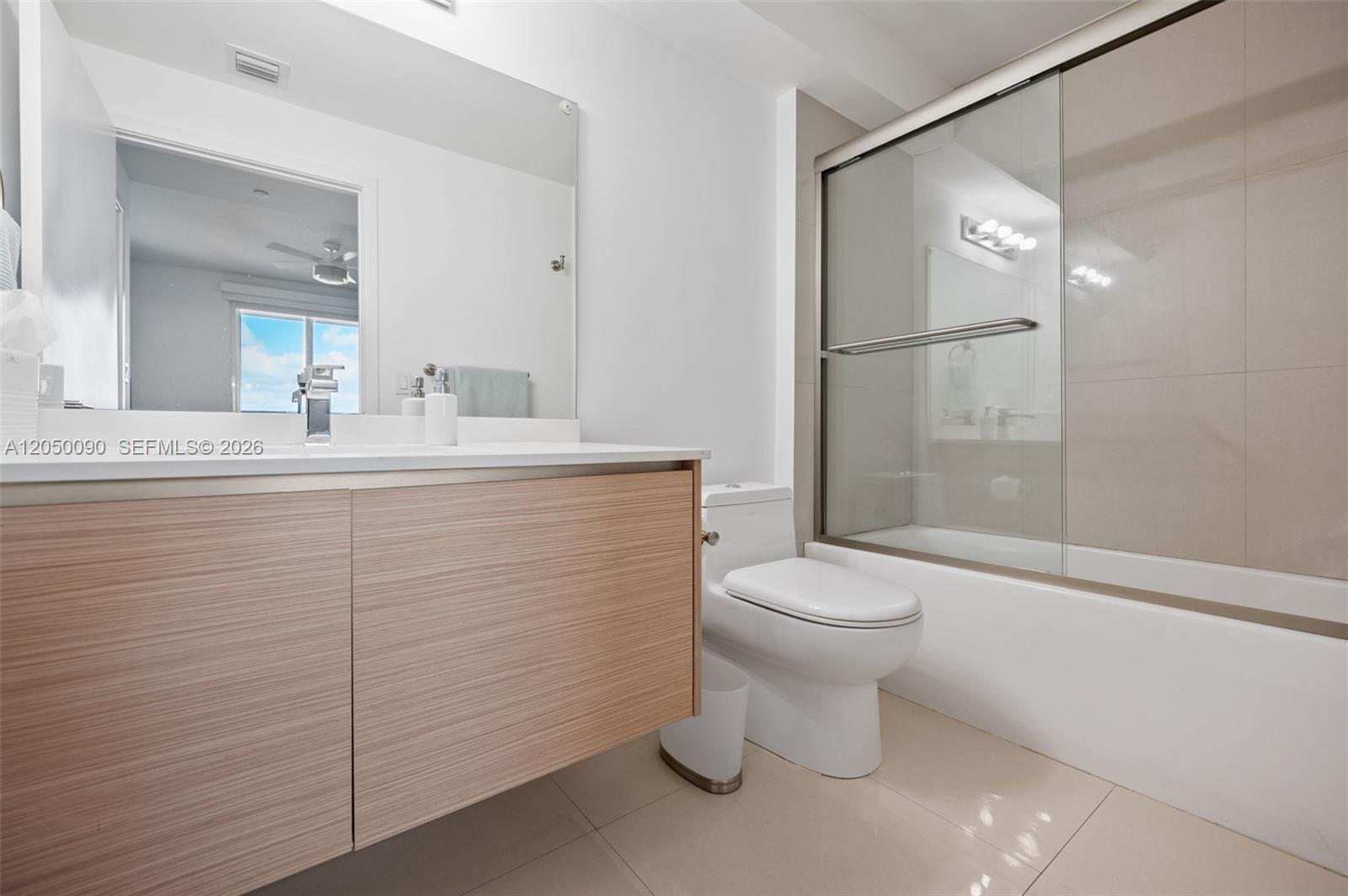 600 NE 27th Street