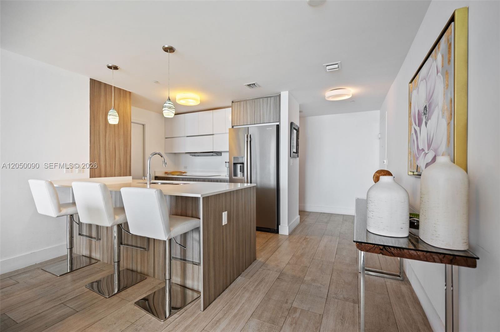 600 NE 27th Street