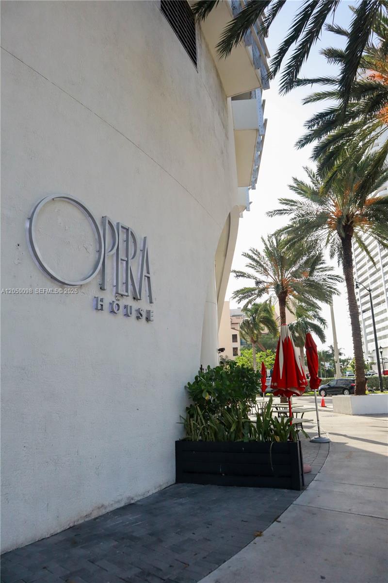 1750 N Bayshore Drive