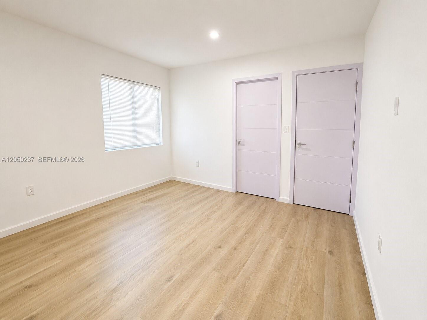 552 NW 7th Street