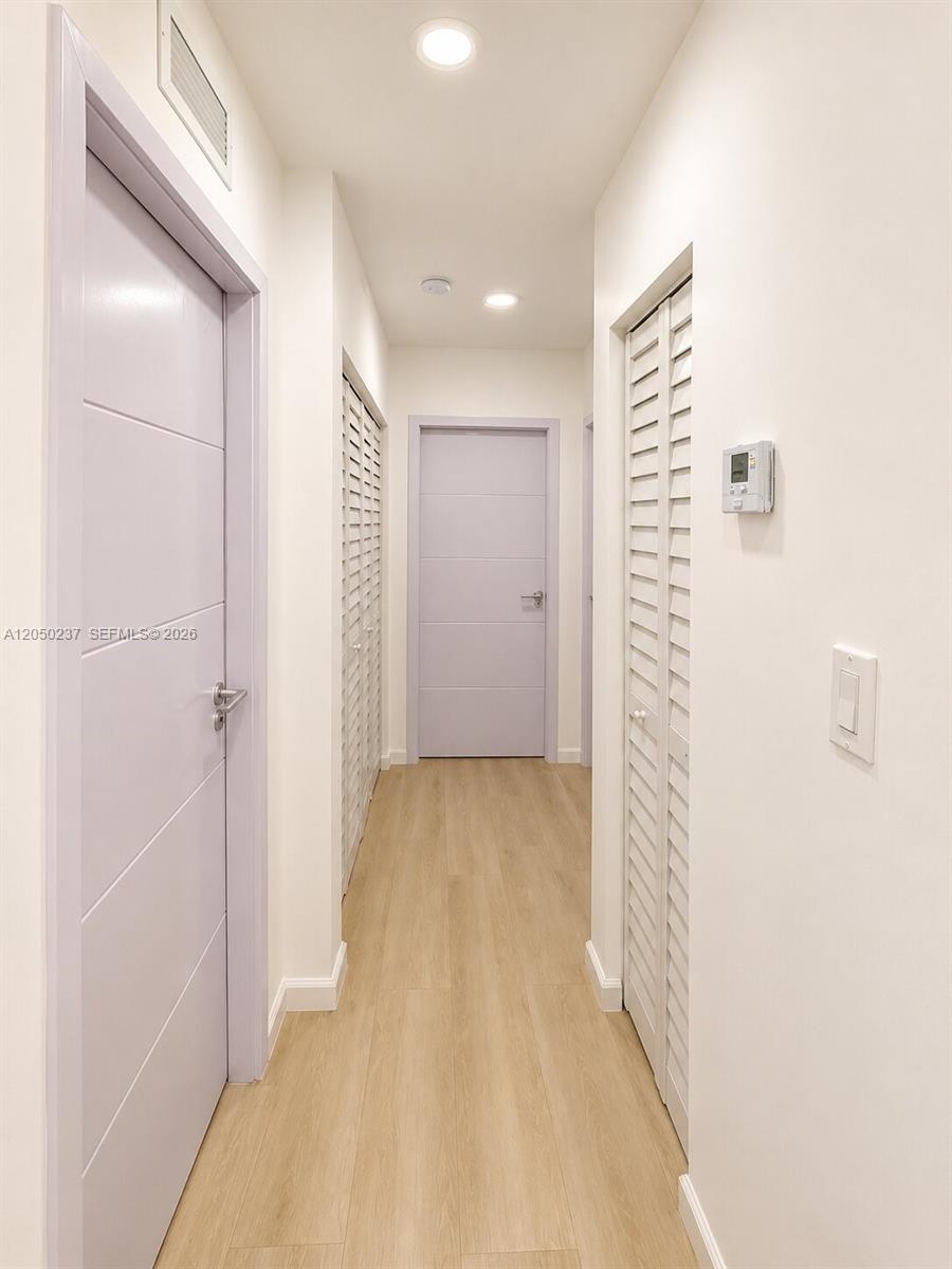 552 NW 7th Street