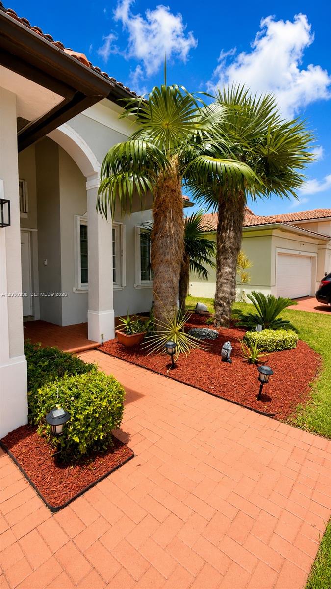 2116 NE 38th Road
