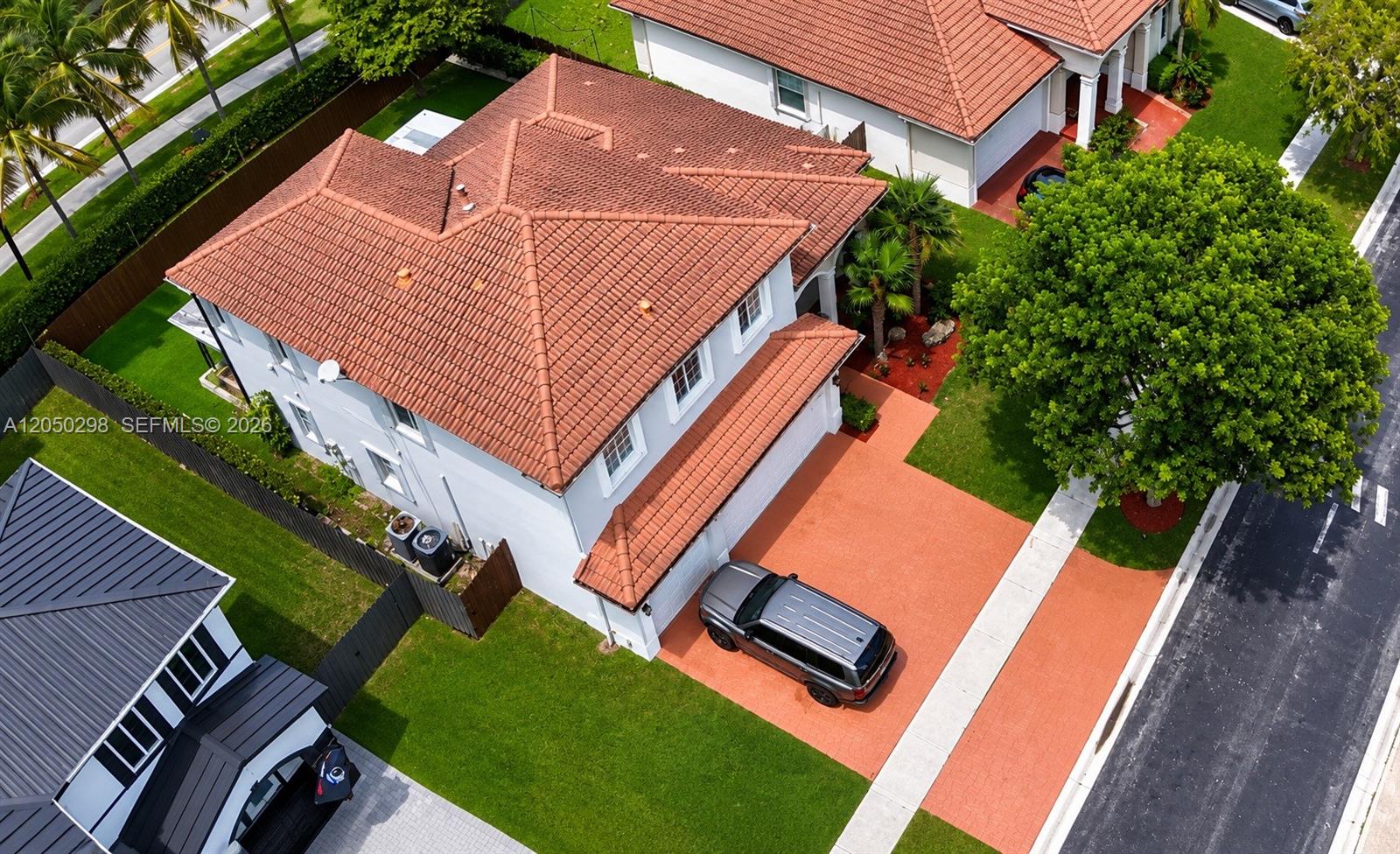 2116 NE 38th Road