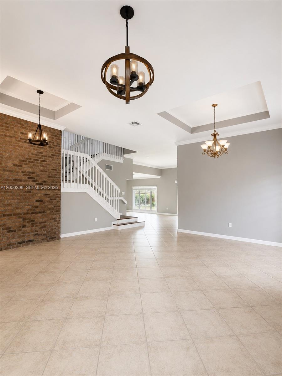 2116 NE 38th Road