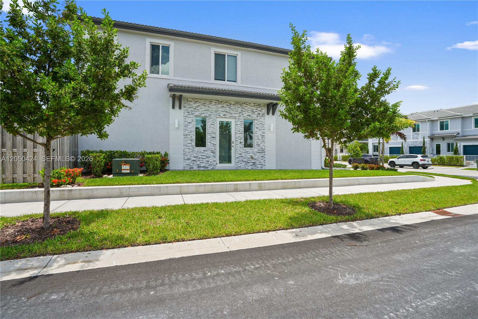 715 SE 15th Street