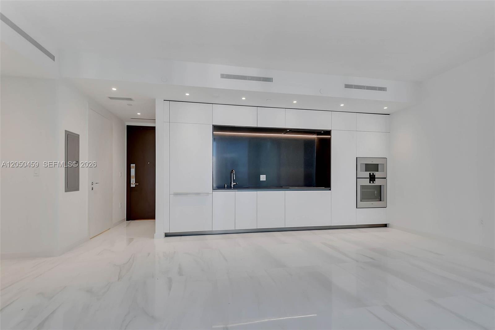 300 Biscayne Boulevard Way