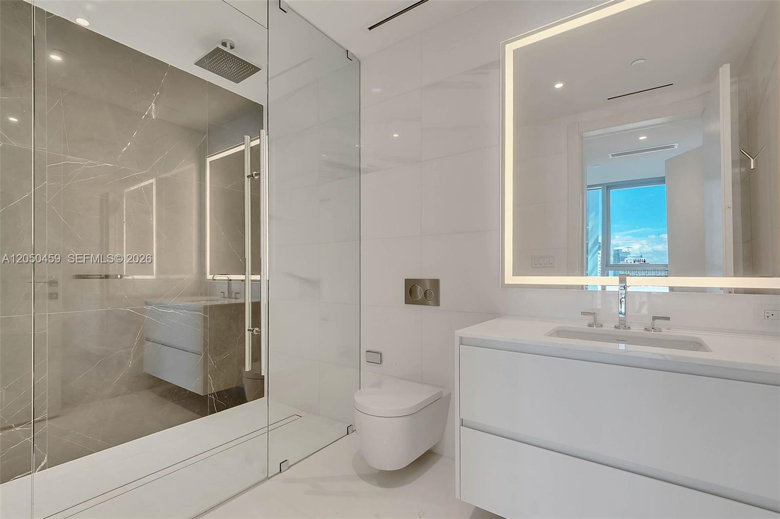 300 Biscayne Boulevard Way