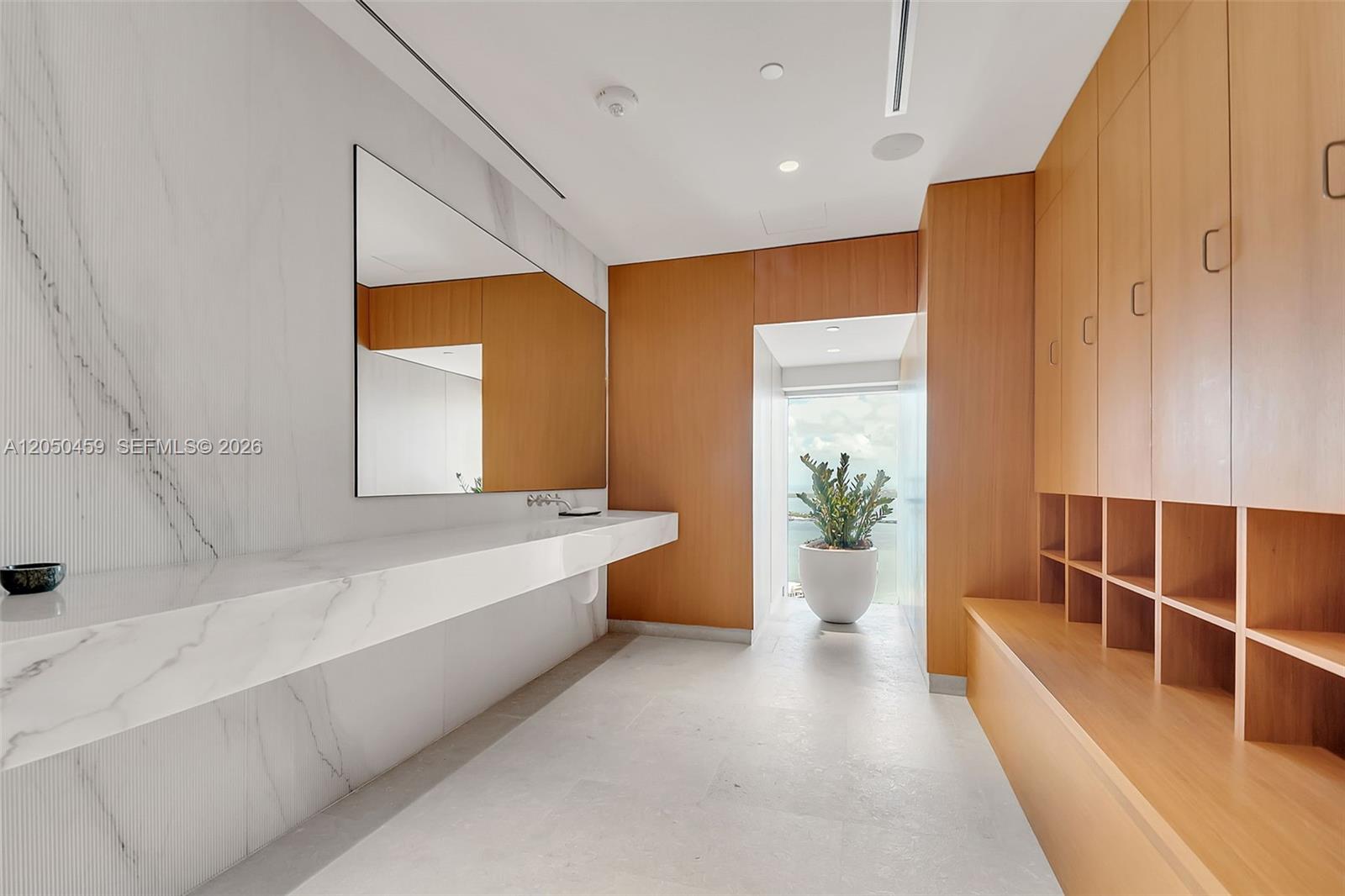 300 Biscayne Boulevard Way
