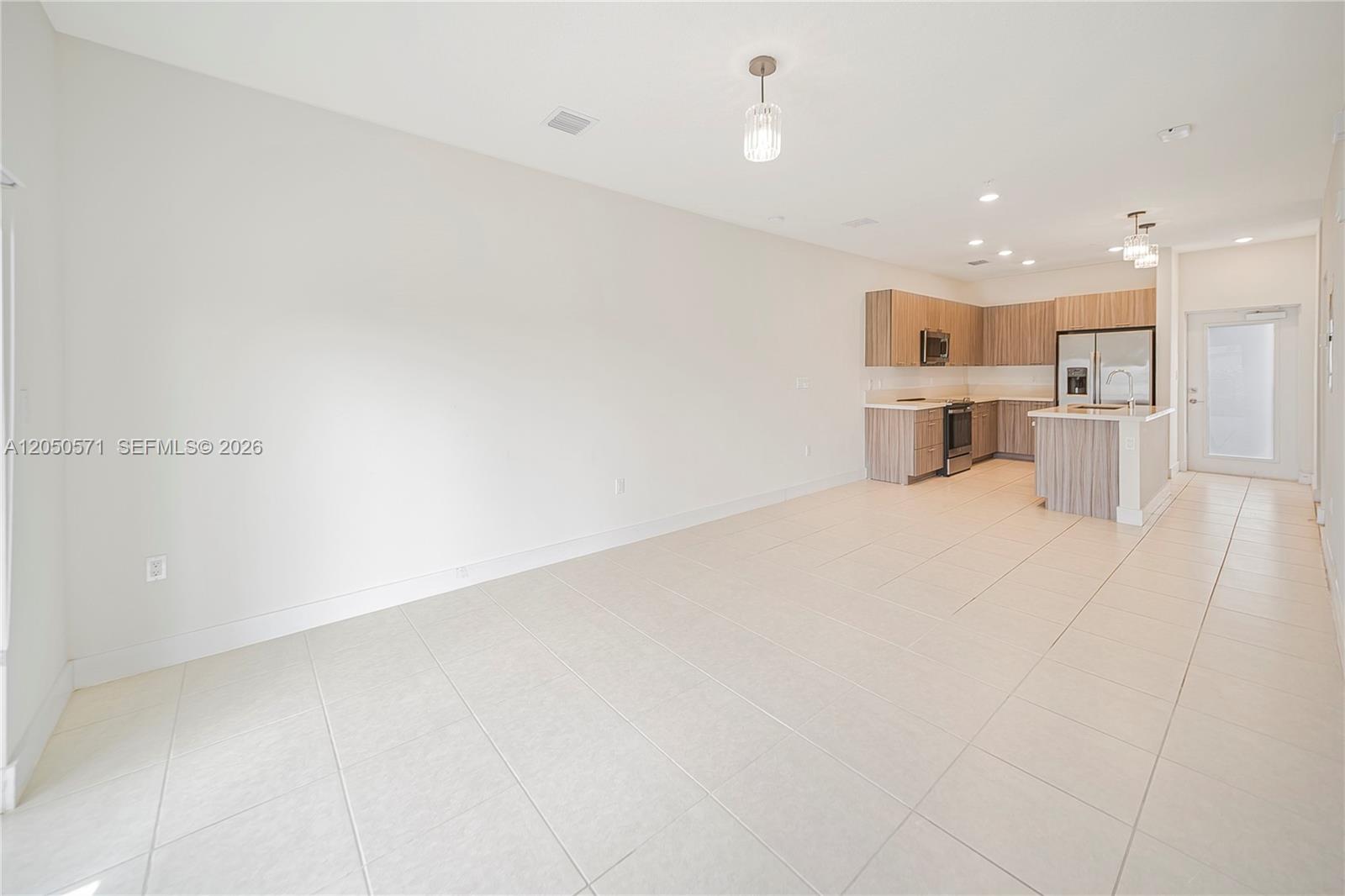 8265 NW 41st Street