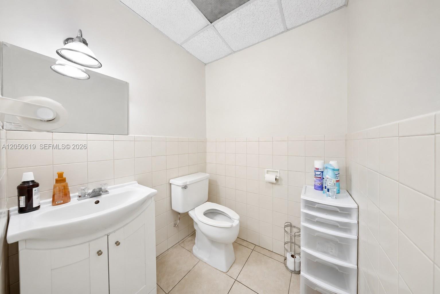 2693 W 76th Street