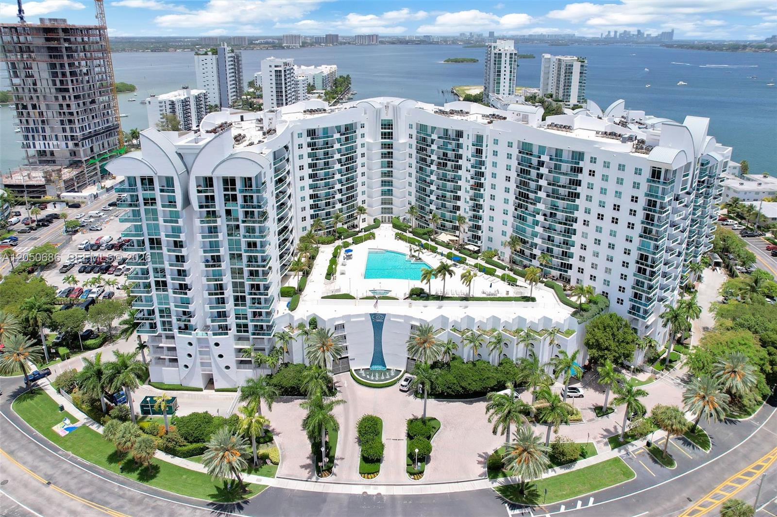 7900 Harbor Island Drive