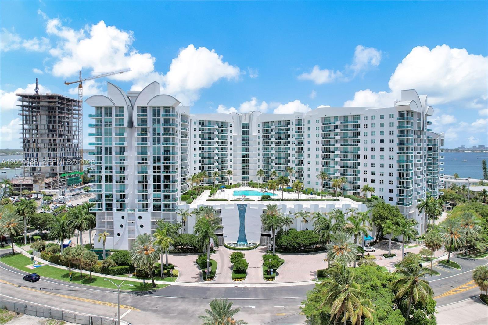 7900 Harbor Island Drive