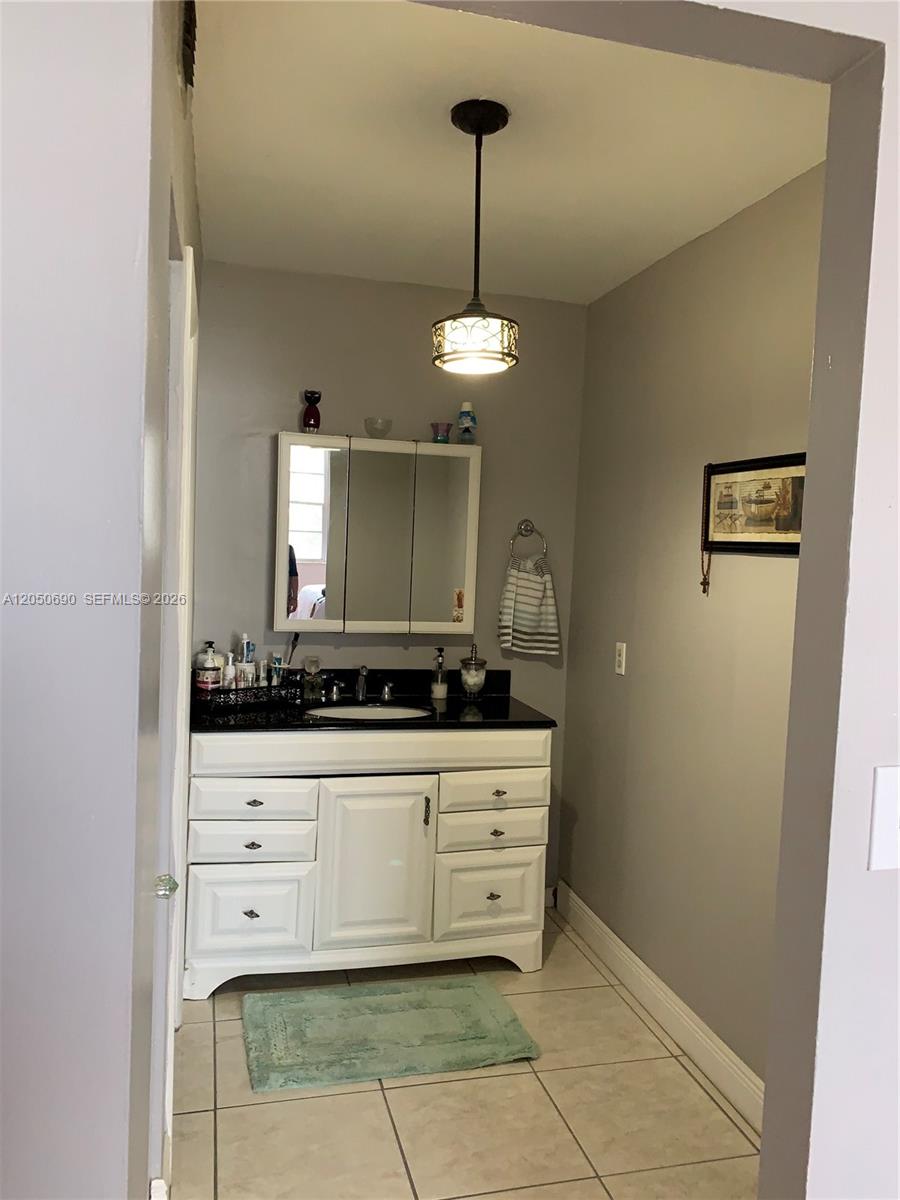 2025 NE 164th Street