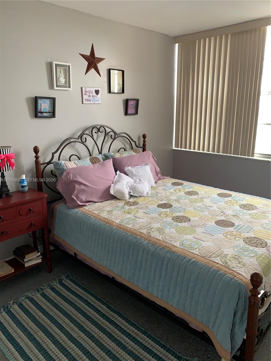 2025 NE 164th Street