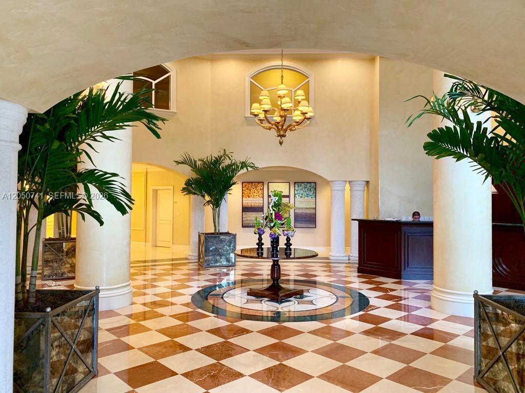 20000 E Country Club Drive