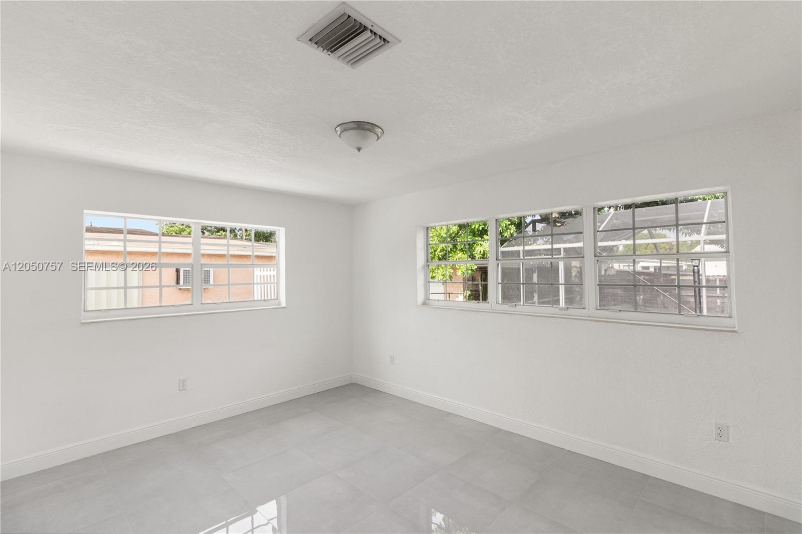 19522 NW 37th Court