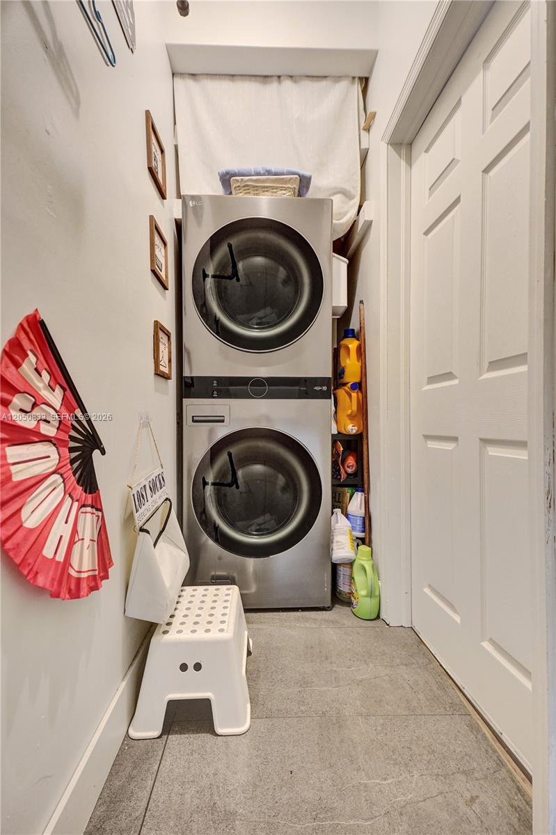 2404 NE 135th Street