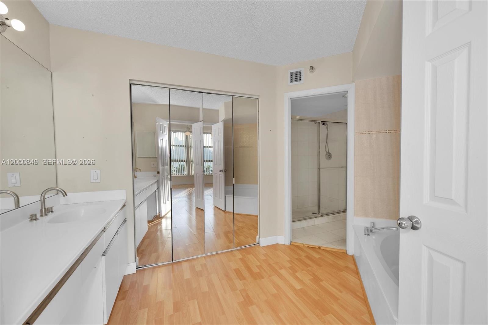 3530 Mystic Pointe Drive