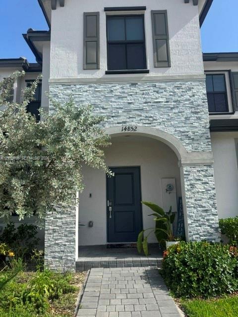 14852 SW 183rd Terrace