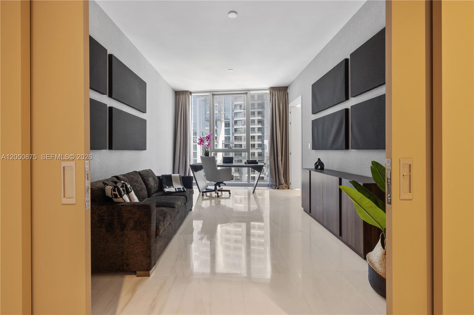 300 Biscayne Blvd Way