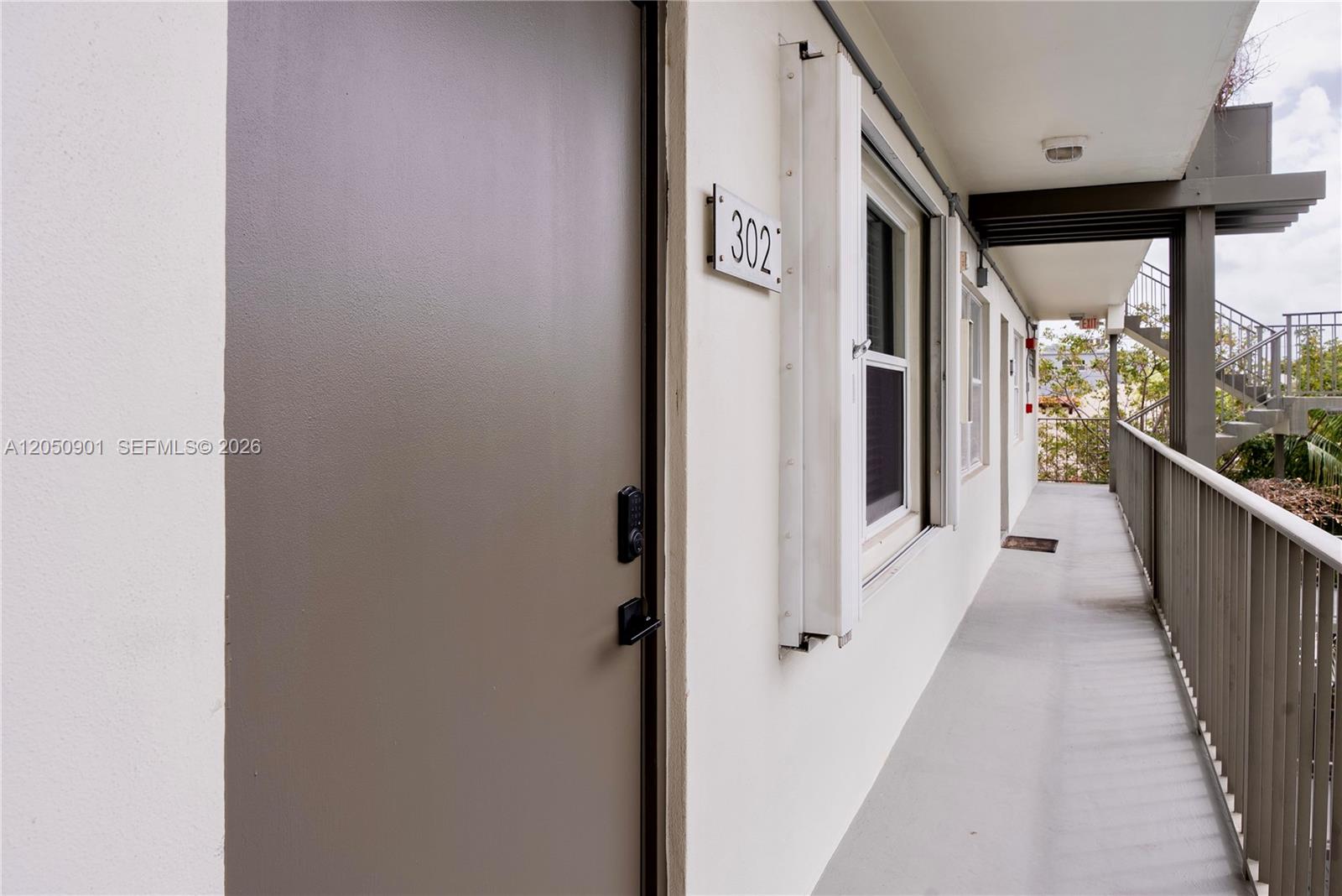 609 NE 13th Avenue