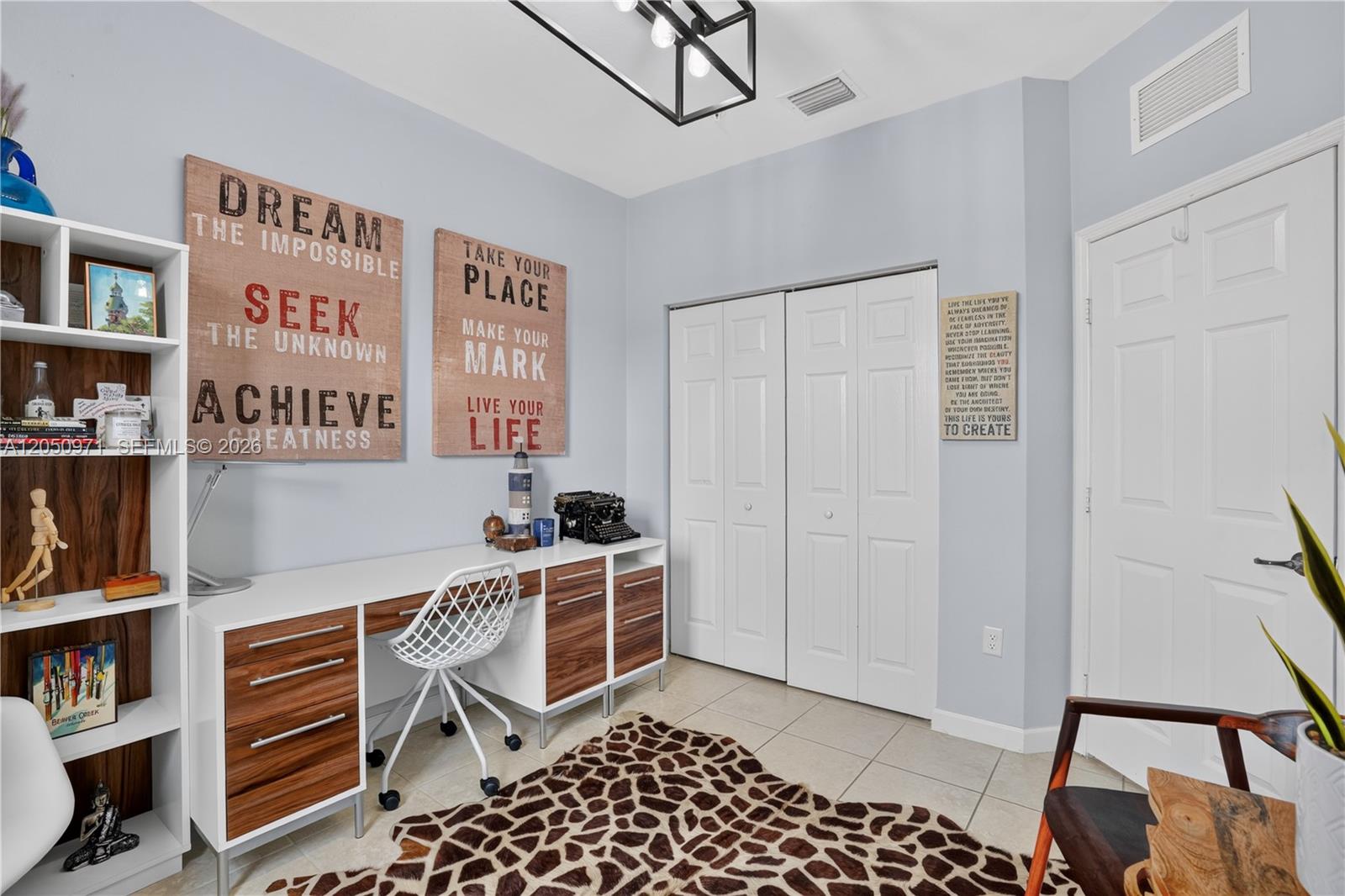 112 SE 28th Terrace