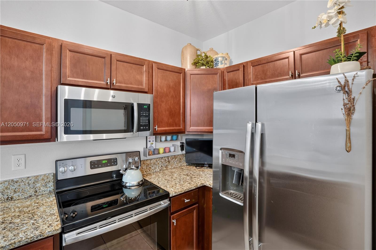 112 SE 28th Terrace