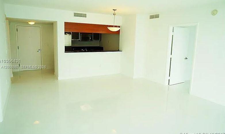 1800 N Bayshore Drive