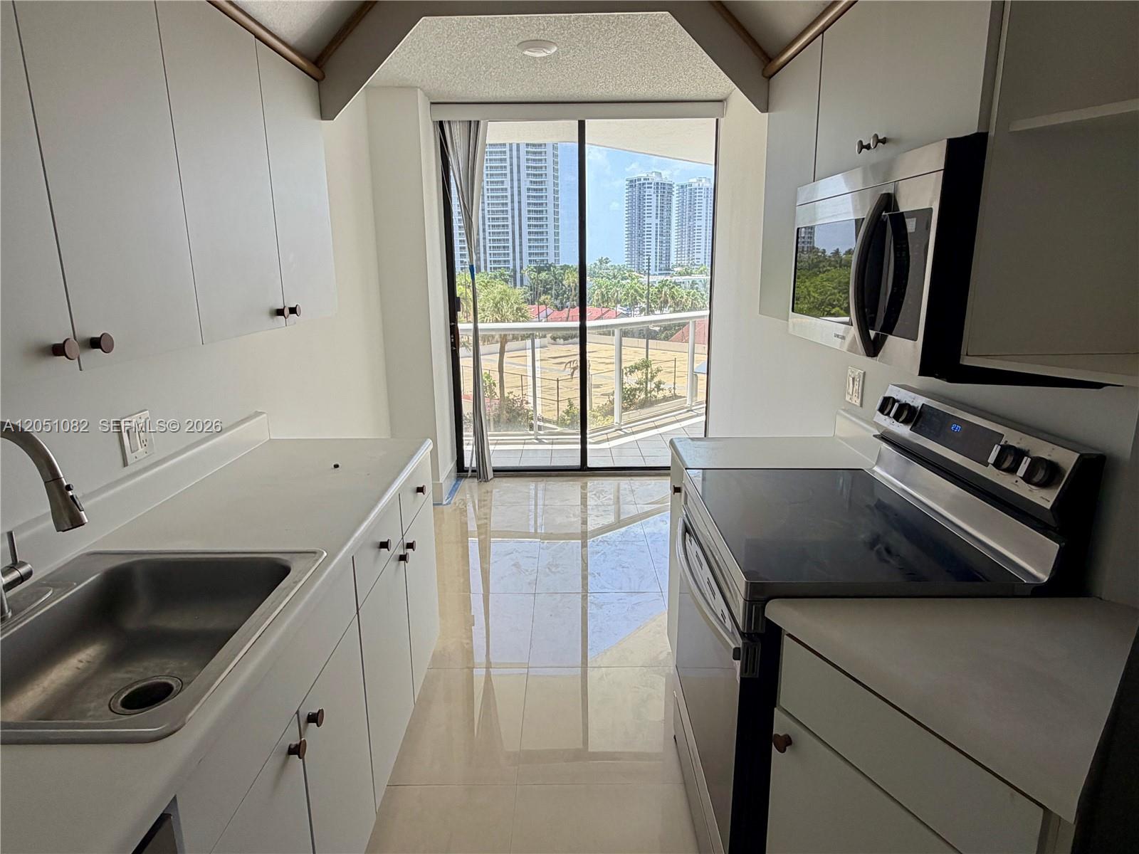 3610 Yacht Club Drive