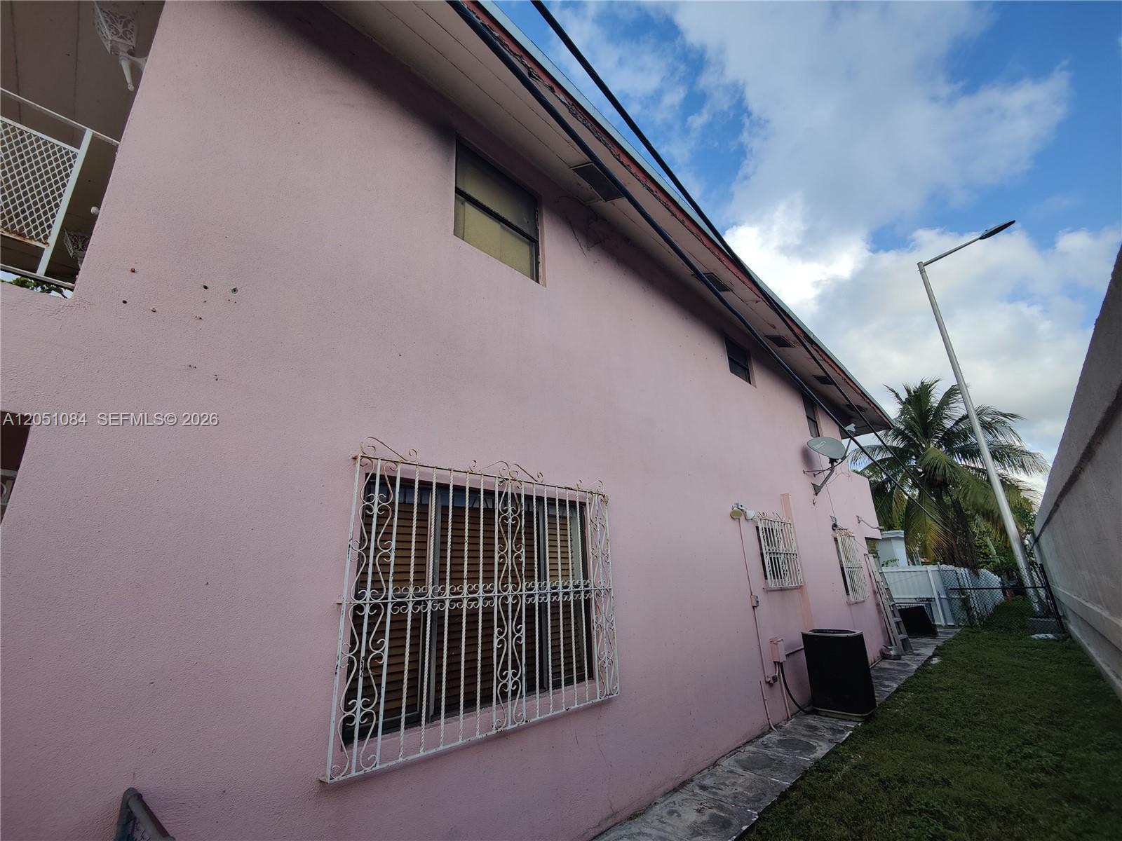 945 NW 19th Avenue