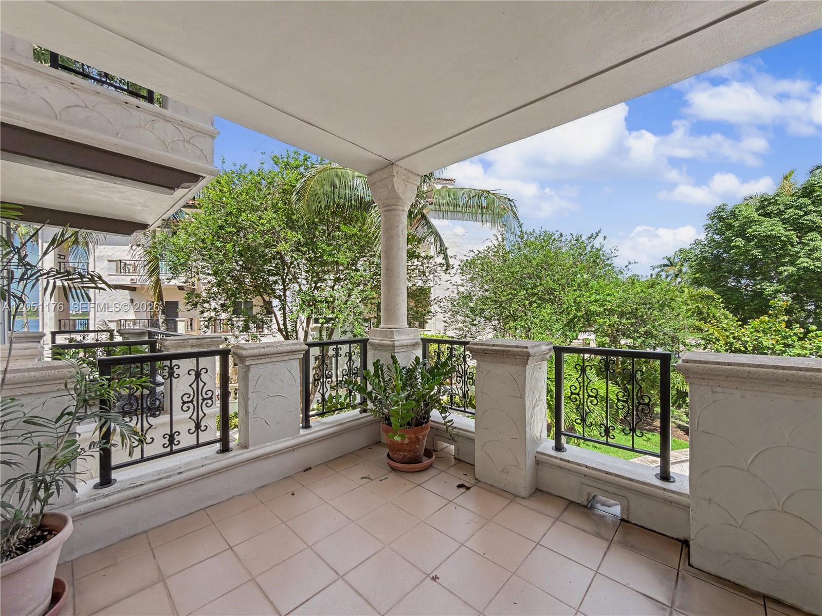 2124 Fisher Island Drive