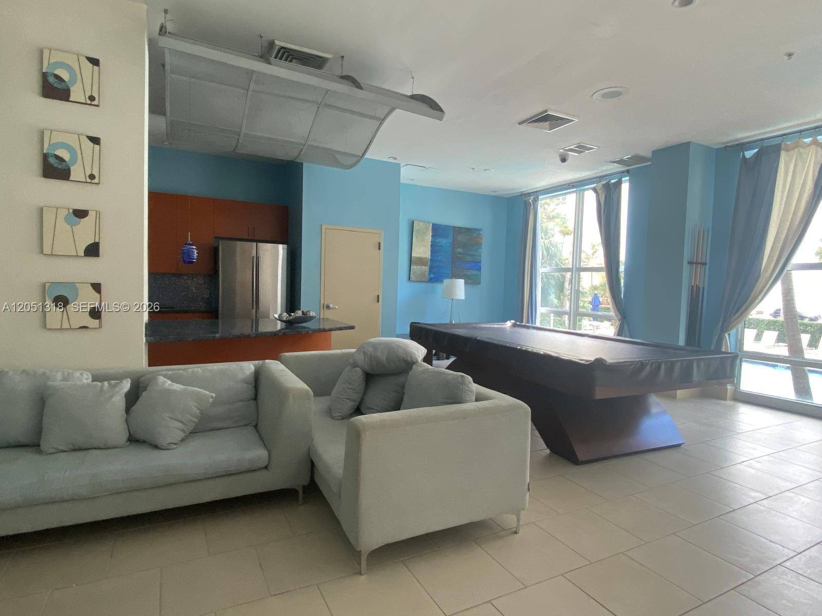 2000 N Bayshore Drive