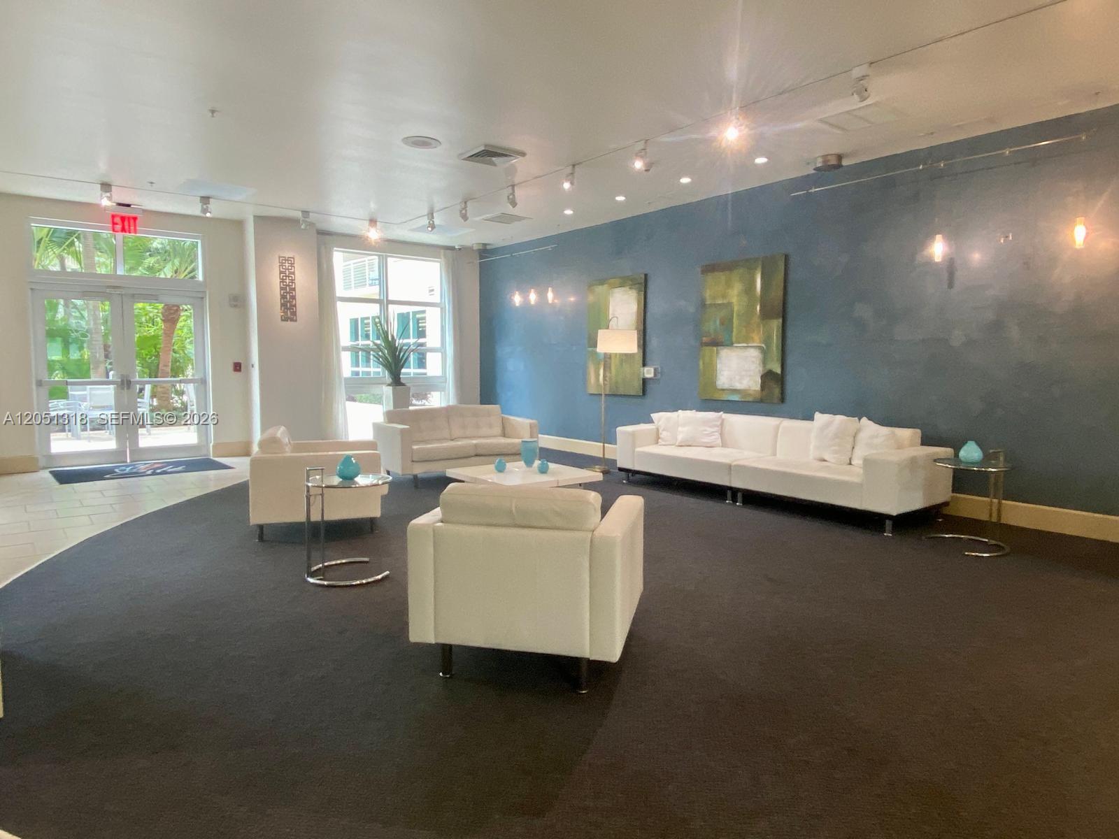 2000 N Bayshore Drive