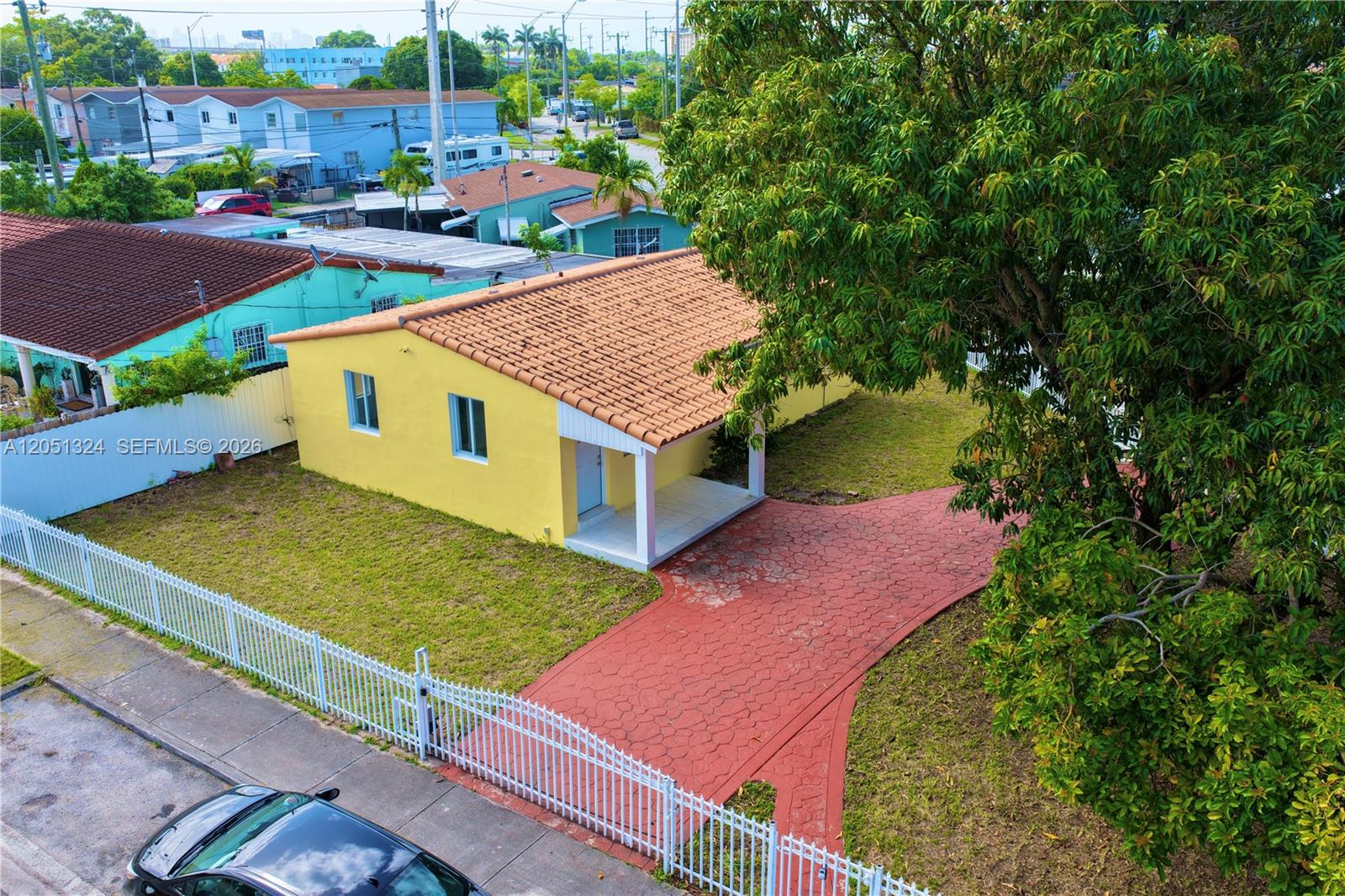 685 SE Park Drive