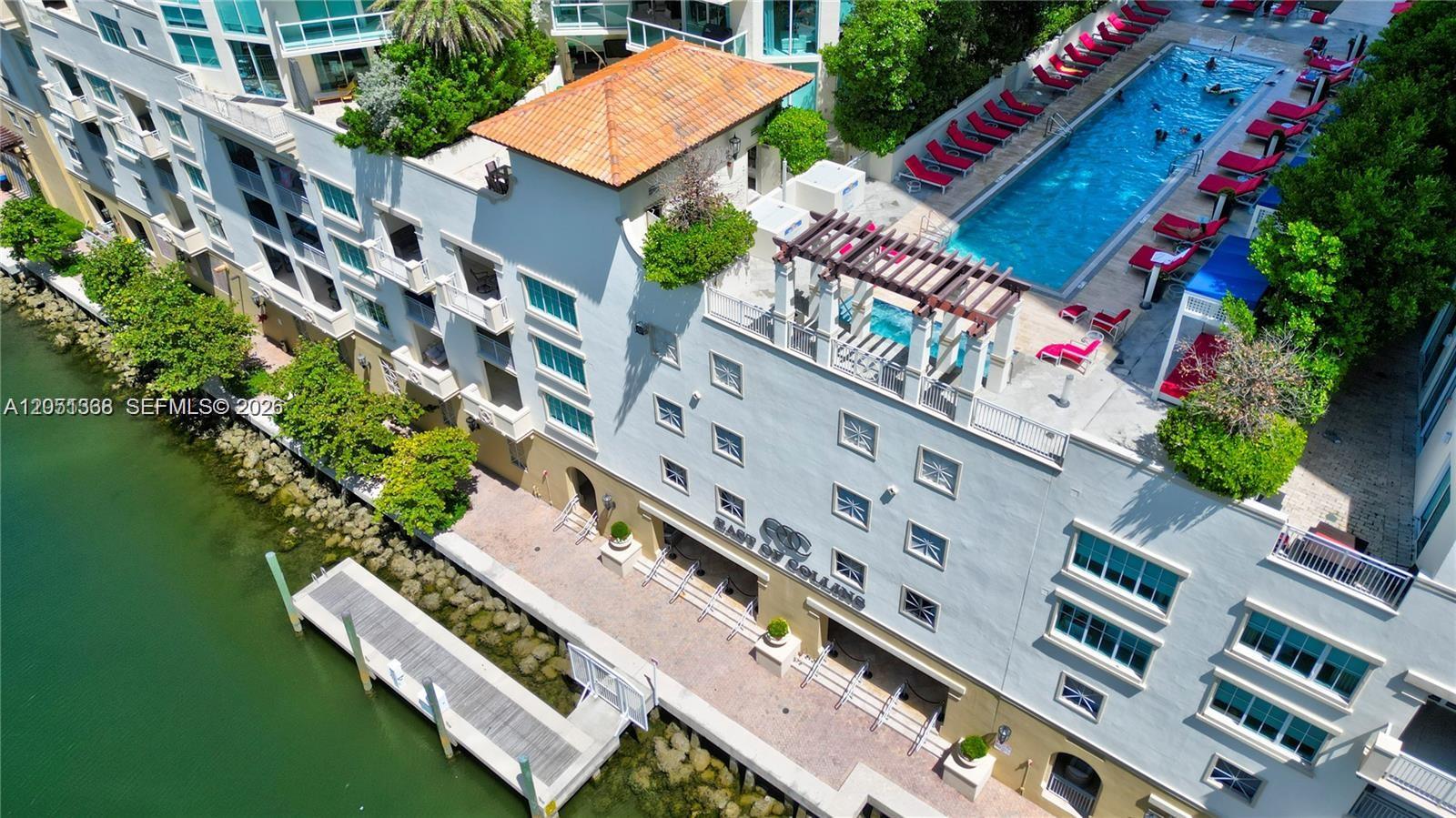 200 Sunny Isles Boulevard