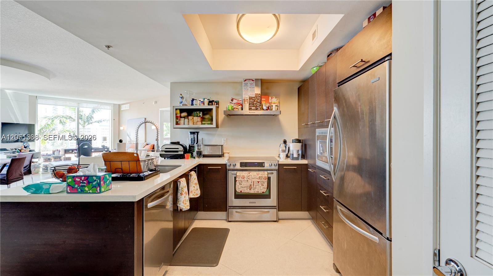 200 Sunny Isles Boulevard