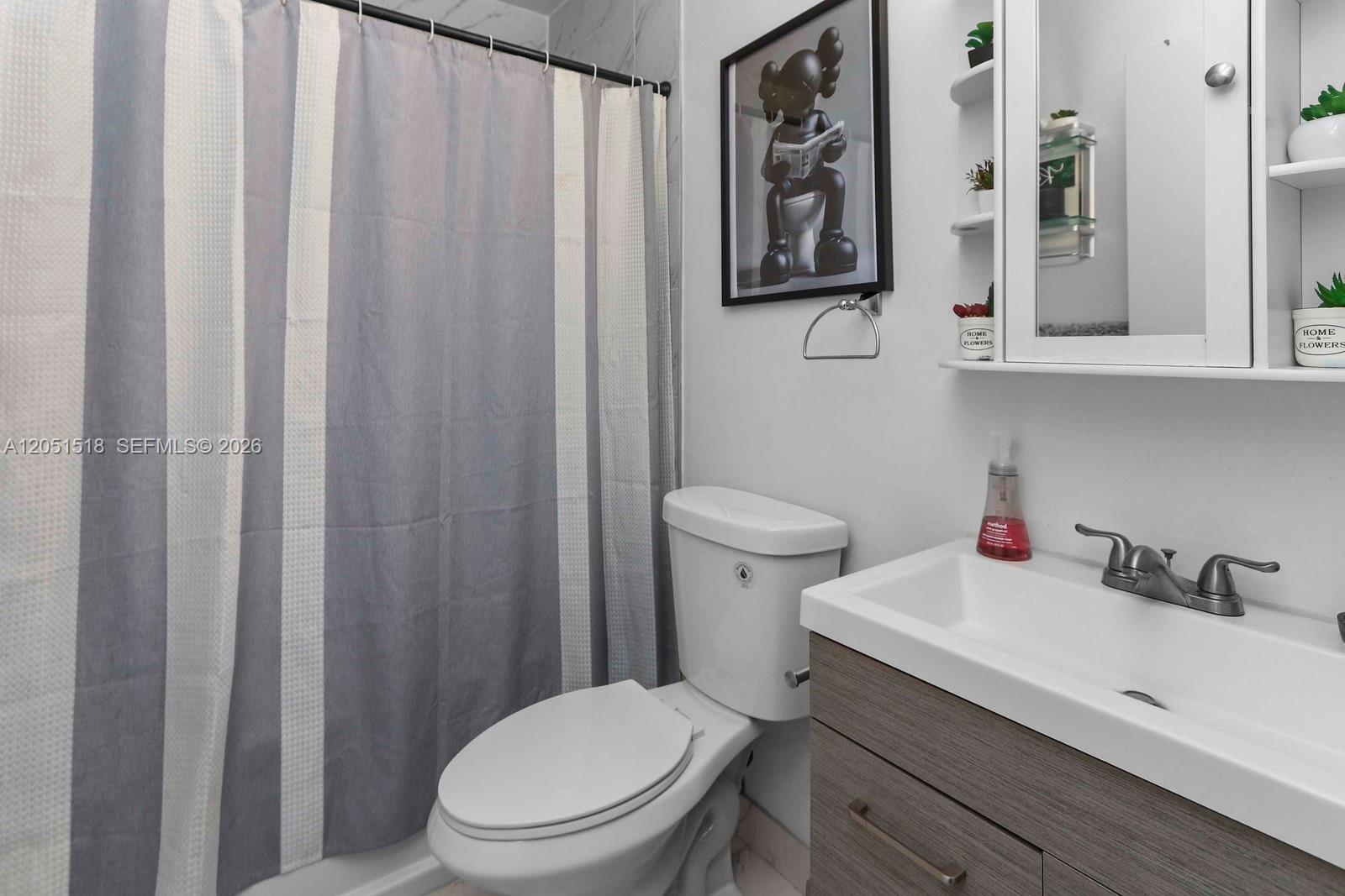 2884 W 75th Street