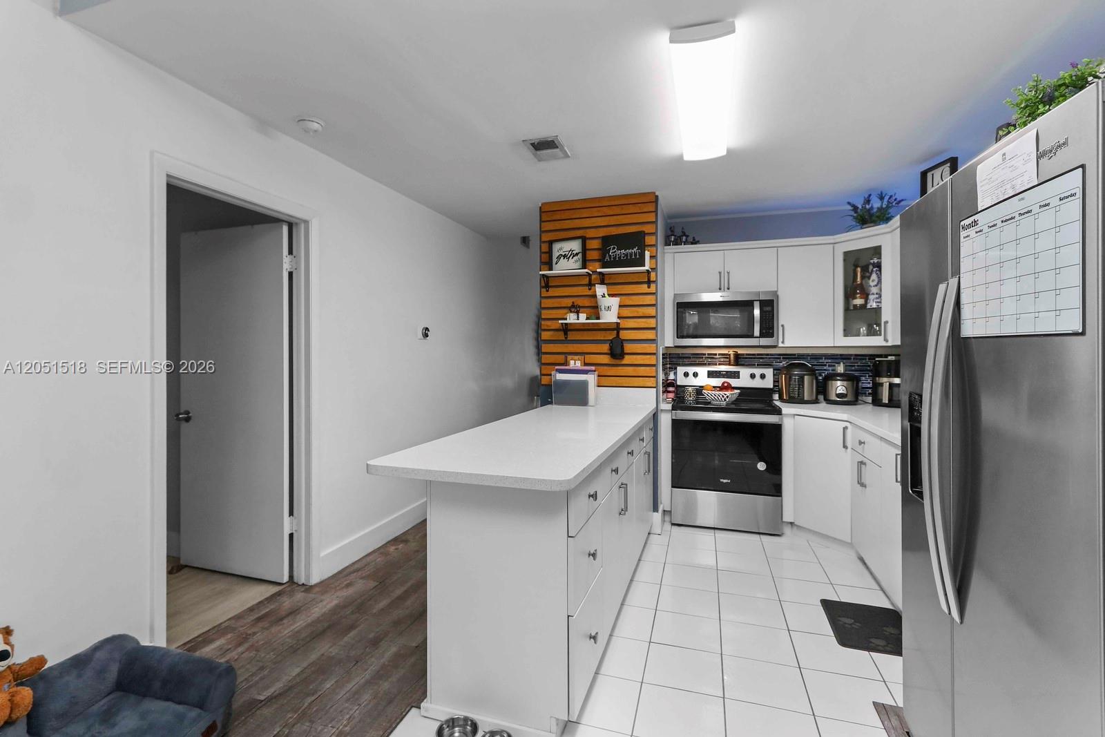 2884 W 75th Street