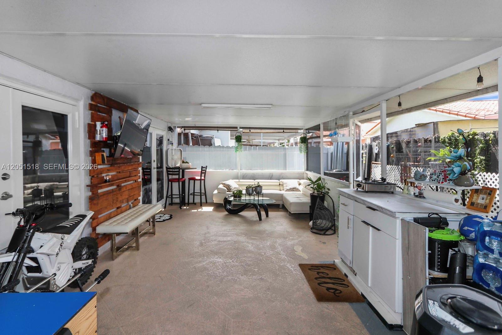 2884 W 75th Street
