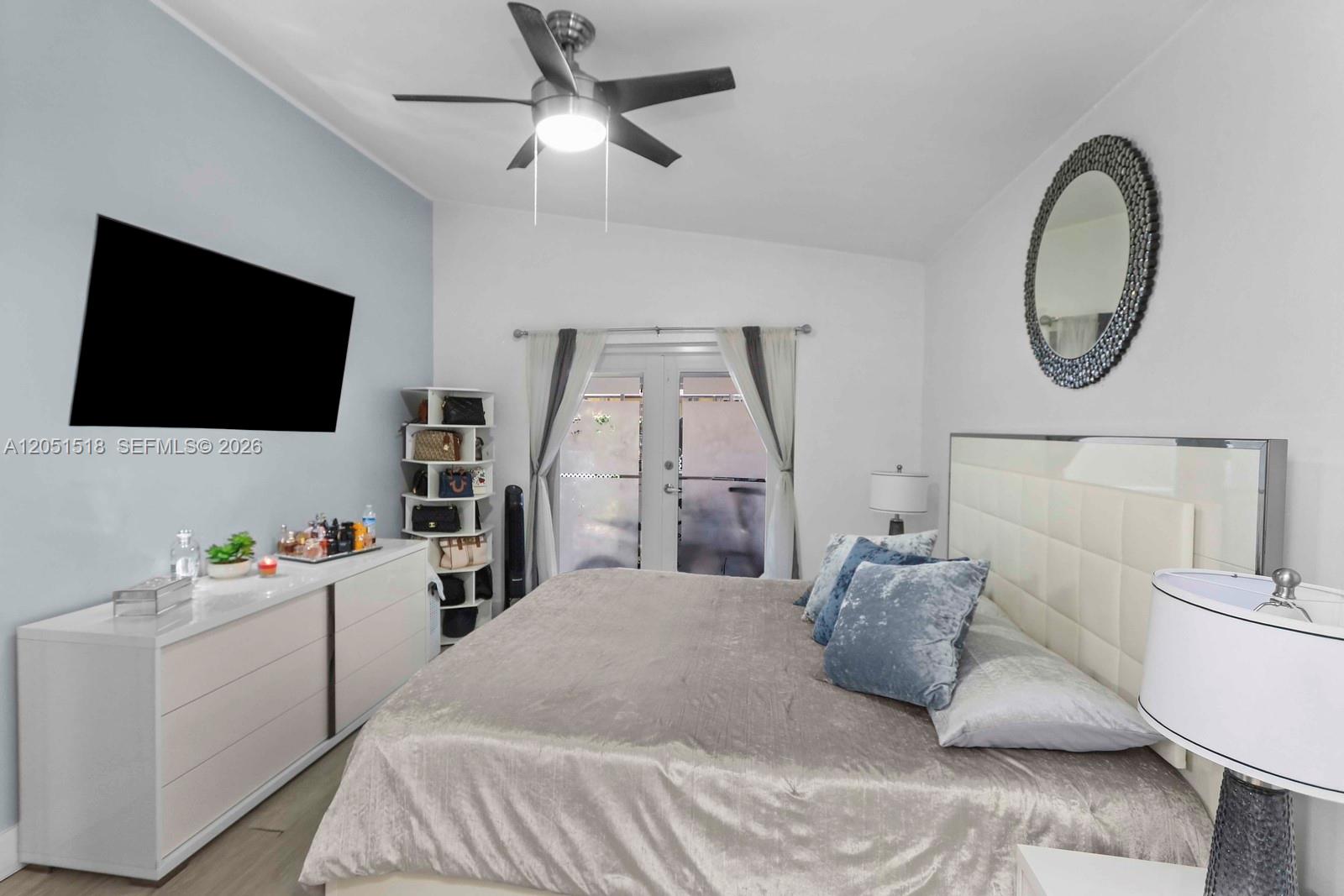 2884 W 75th Street