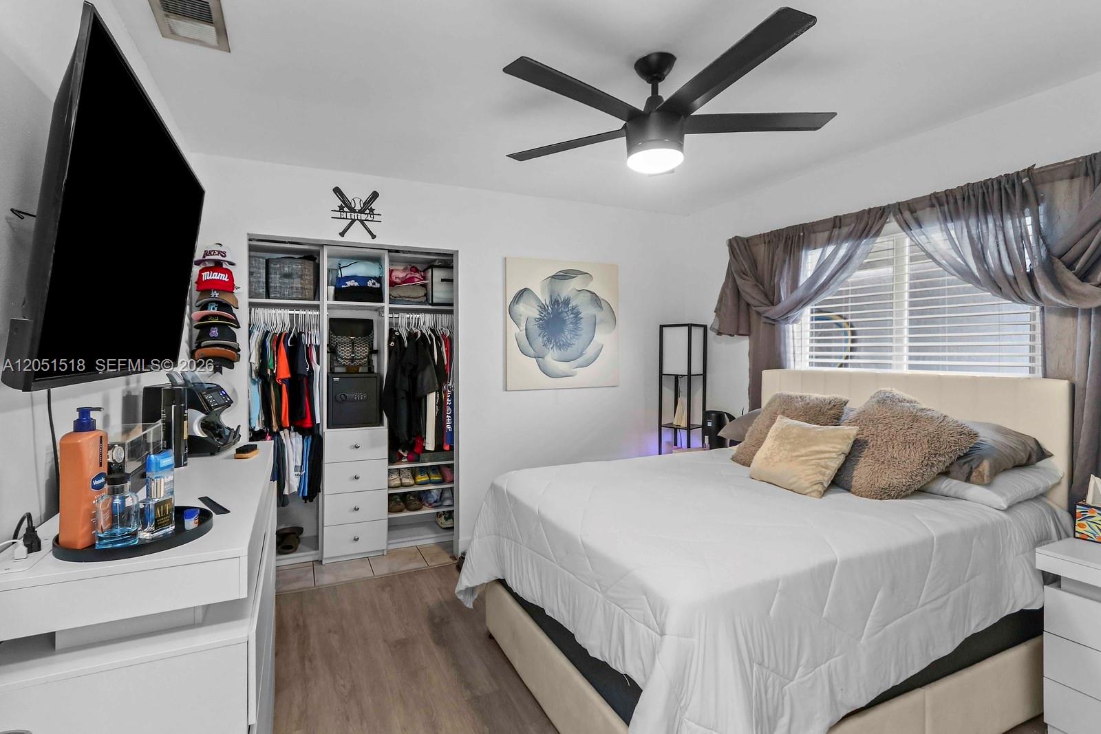 2884 W 75th Street