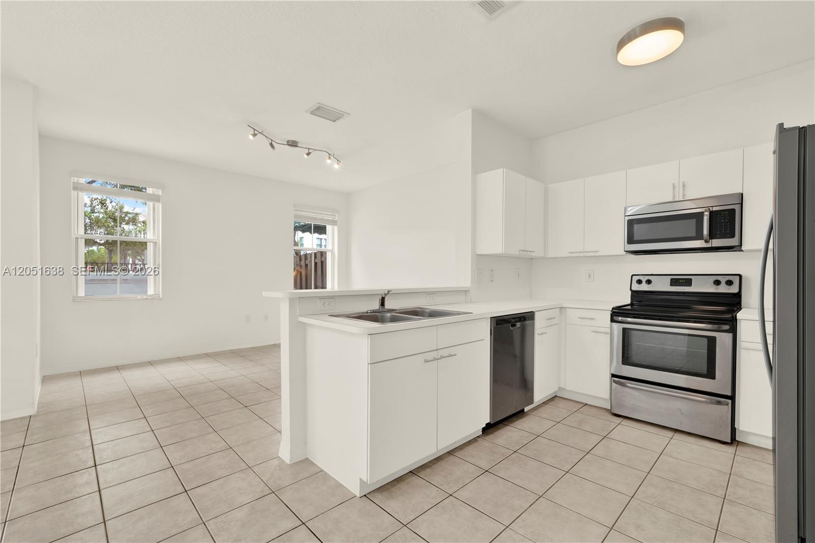 11416 NW 43rd Terrace