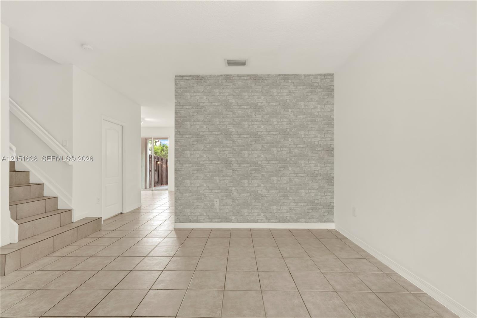 11416 NW 43rd Terrace