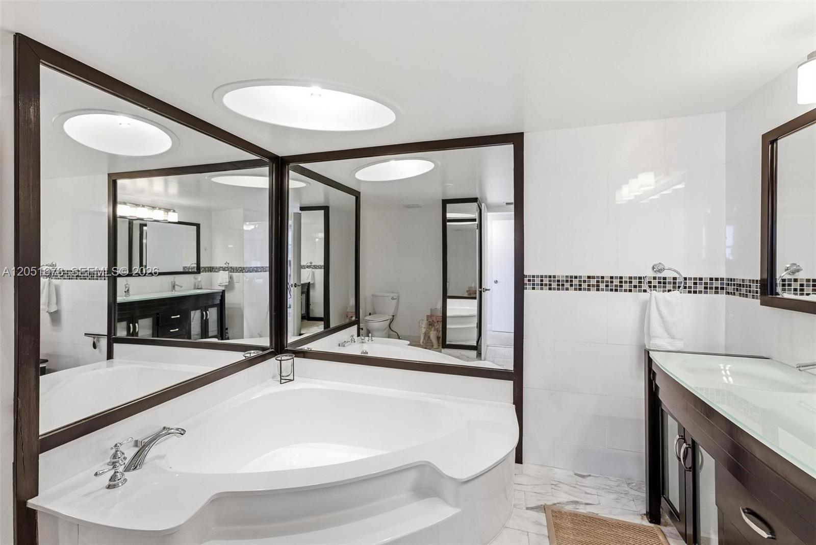 2000 Towerside Terrace