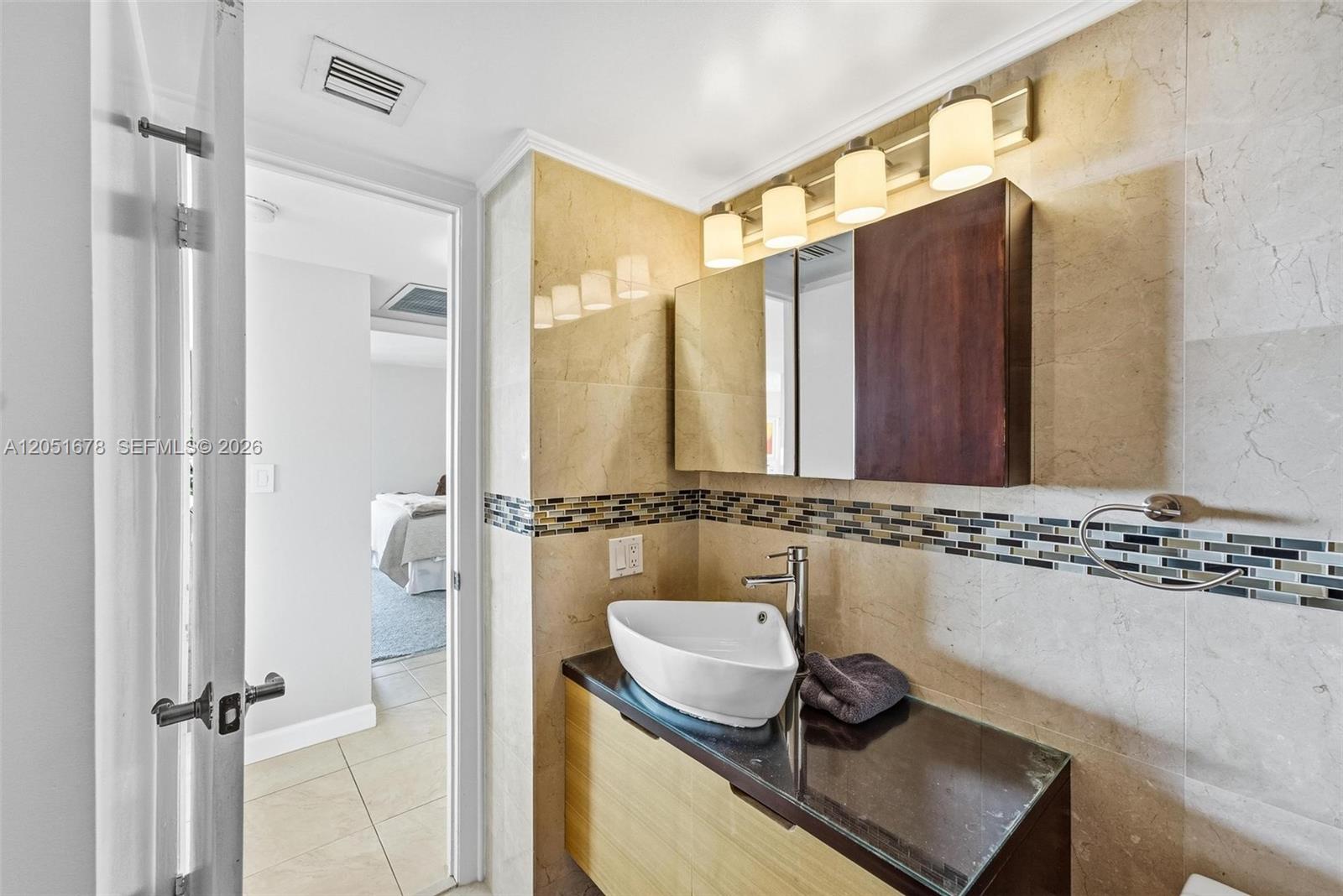 2000 Towerside Terrace